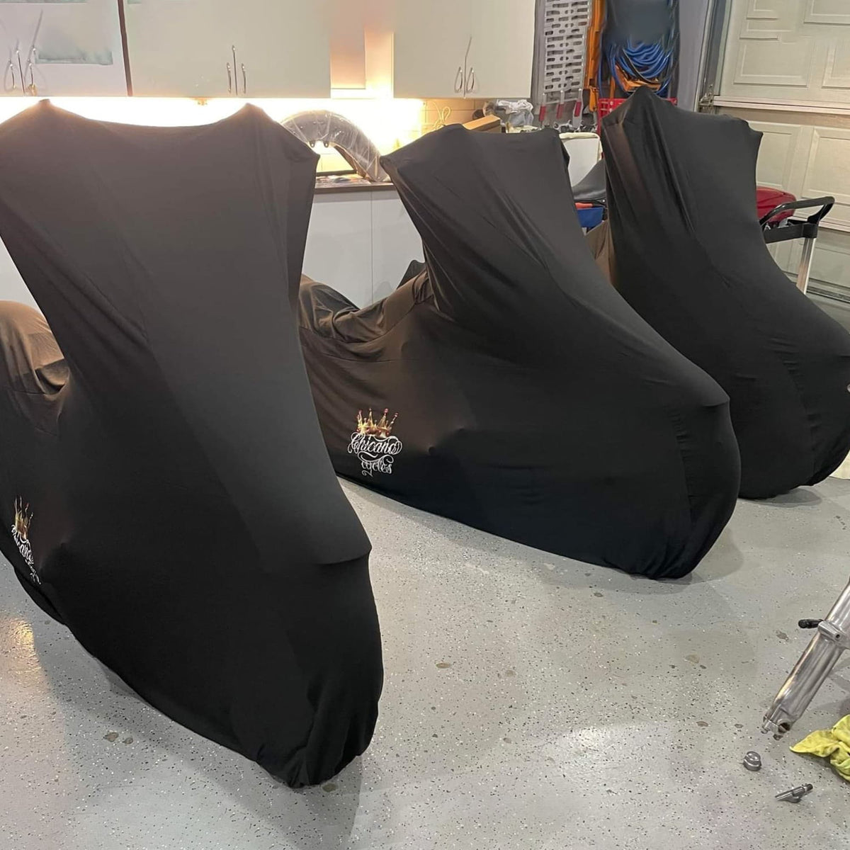 Showroom Reveal Car Cover - Silk Black