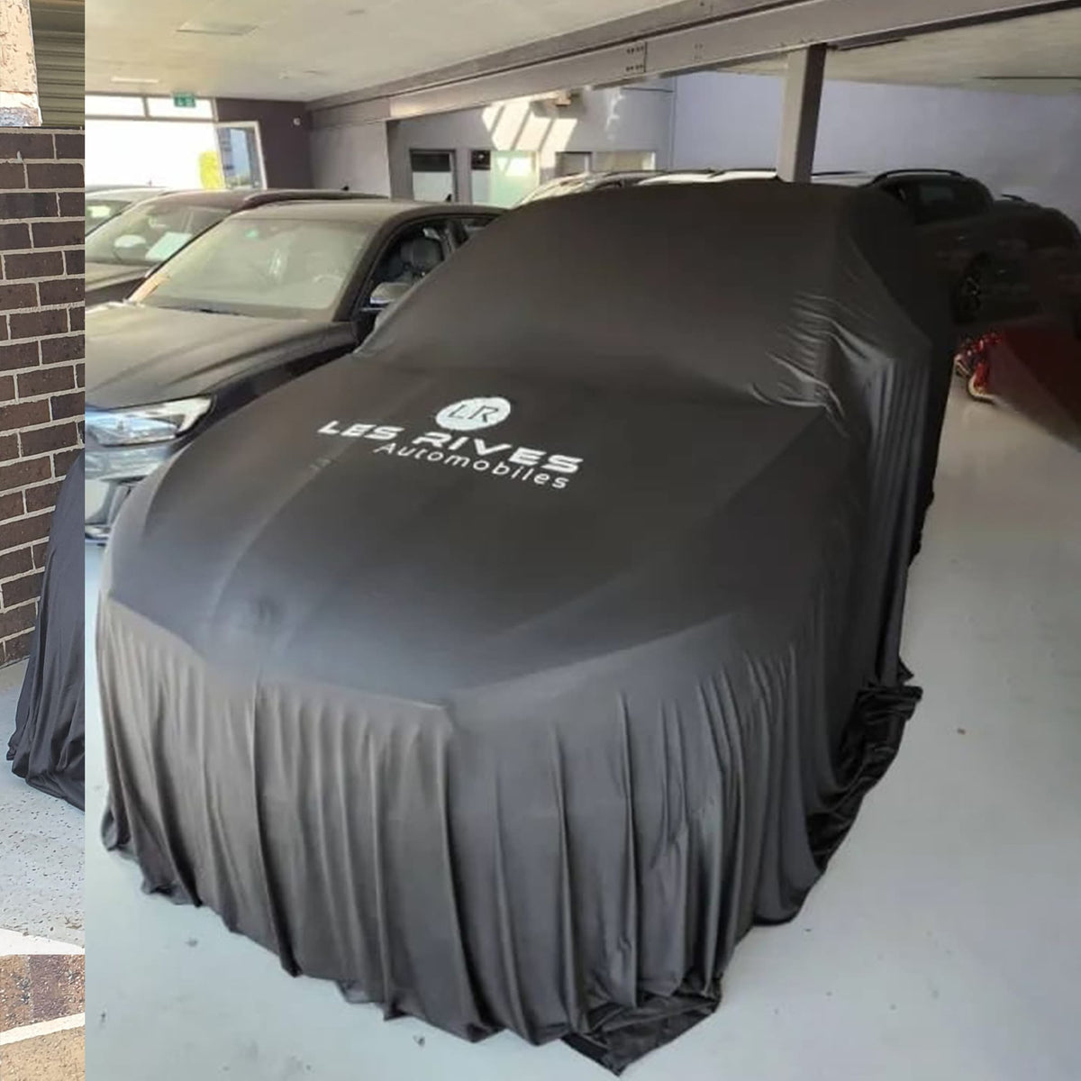 Showroom Reveal Car Cover - Silk Black
